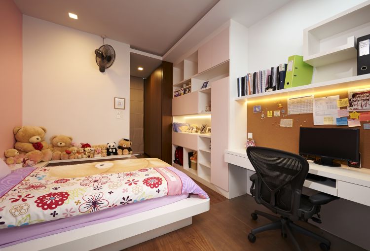 Minimalist, Modern Design - Bedroom - Landed House - Design by U-Home Interior Design Pte Ltd